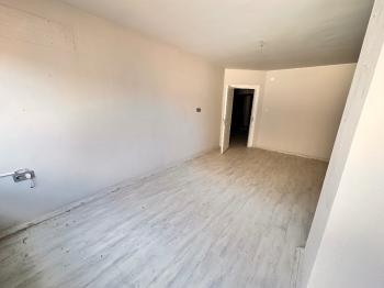 GÜVENAY - ÇORUM Gazi Caddesi Üzeri'nde Satılık Ofis!