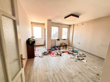 GÜVENAY - ÇORUM Gazi Caddesi Üzeri'nde Satılık Ofis!