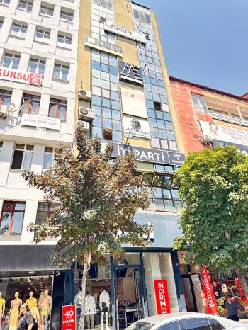 GÜVENAY - ÇORUM Gazi Caddesi Üzeri'nde Satılık Ofis!