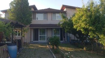 EMLAK HABERCİSİ 'NDEN MUDANYA DEDEKÖY'DE 580 M2 HİSSELİ MÜSTAKİL GİRİŞİ VE BAHÇESİ OLAN 2 KATLI EV
