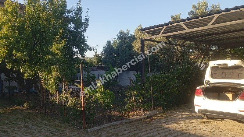 EMLAK HABERCİSİ 'NDEN MUDANYA DEDEKÖY'DE 580 M2 HİSSELİ MÜSTAKİL GİRİŞİ VE BAHÇESİ OLAN 2 KATLI EV