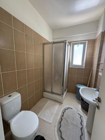Lefkoşa Gönyeli'de Full Eşyalı Kiralık 2+1 Daire