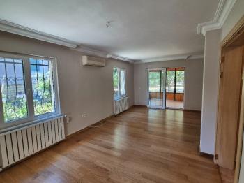 Arıköy Sitesinde 525m2 Bahçe İçinde Boya Badanalı Taşınmaya hazır Villa