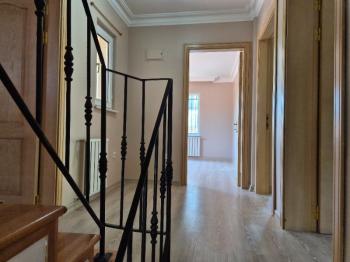 Arıköy Sitesinde 525m2 Bahçe İçinde Boya Badanalı Taşınmaya hazır Villa