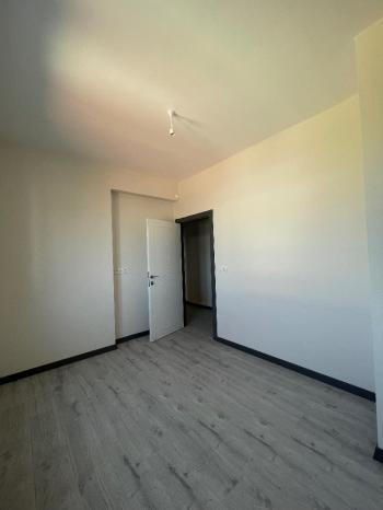 Güvenay - Çorum Çiftlik Caddesi 3+1 Ara Kat Sıfır Daire