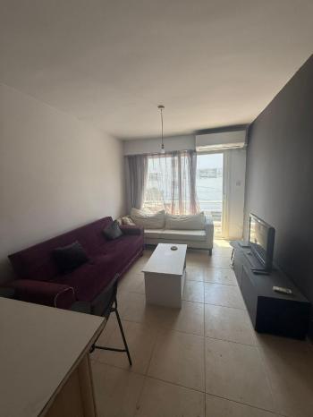 KKTC Girne Merkezde Arakat 2+1 Satılık Daire 