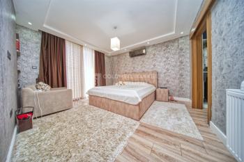 Girne Alsancak'da Çok Özel Konumda Kiralık 3+2 Lüks Villa