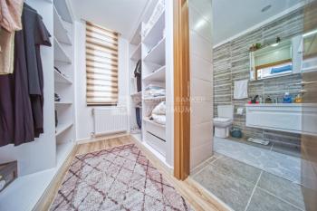 Girne Alsancak'da Çok Özel Konumda Kiralık 3+2 Lüks Villa