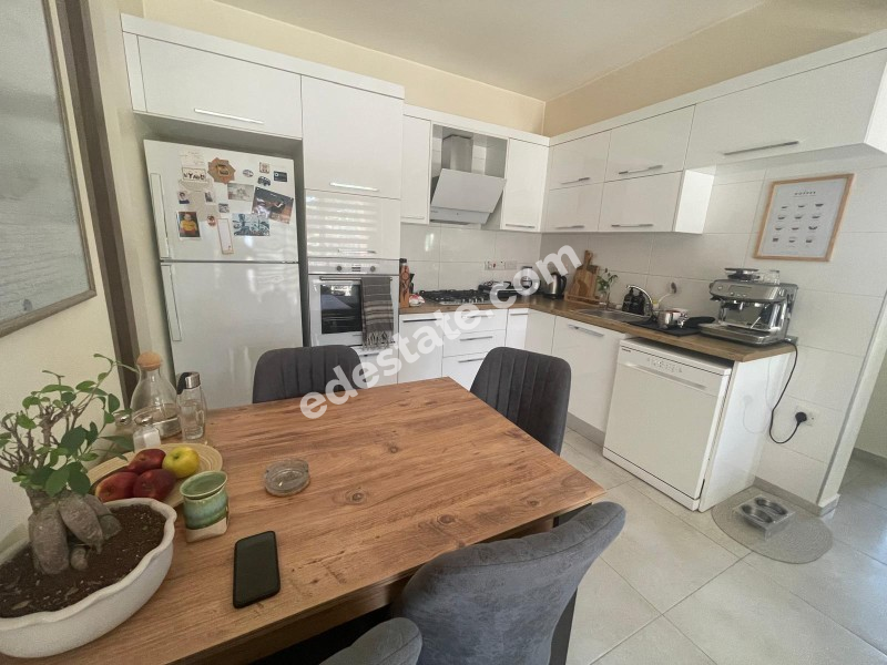 Lefkoşa K.Kaymaklı'da TÜRK KOÇANLI SATILIK 2+1 FULL EŞYALI DAİRE