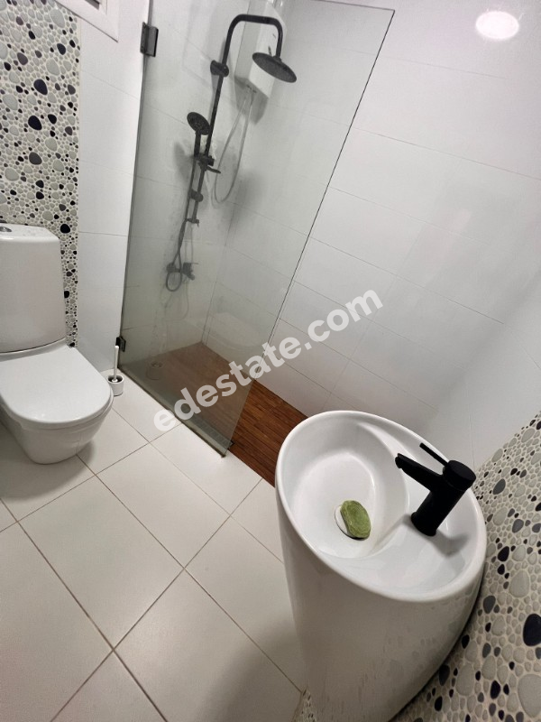 Gazimağusa Gülseren'de Full Eşyalı Asansörlü SATILIK 2+1 PENTHOUSE