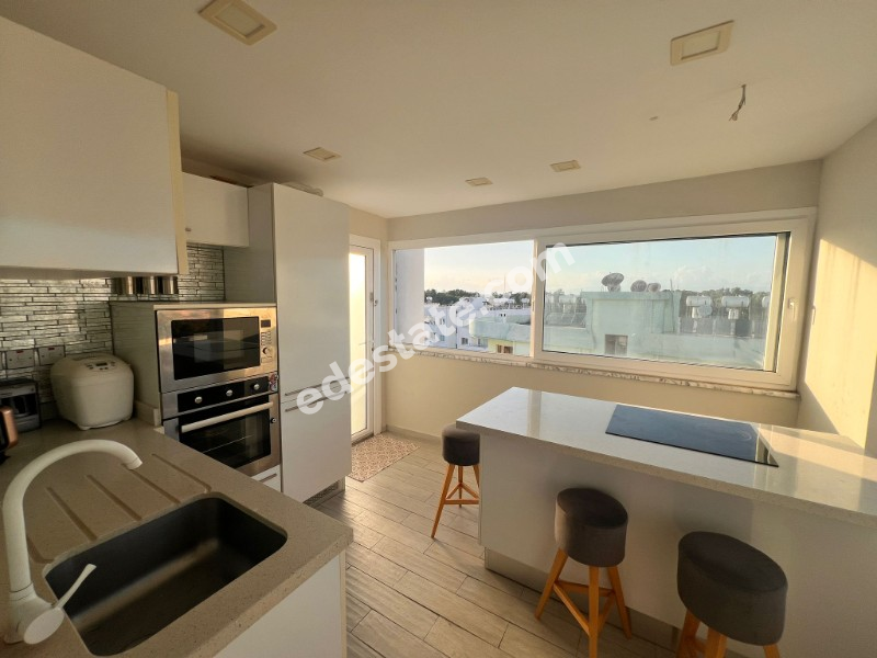 Gazimağusa Gülseren'de Full Eşyalı Asansörlü SATILIK 2+1 PENTHOUSE