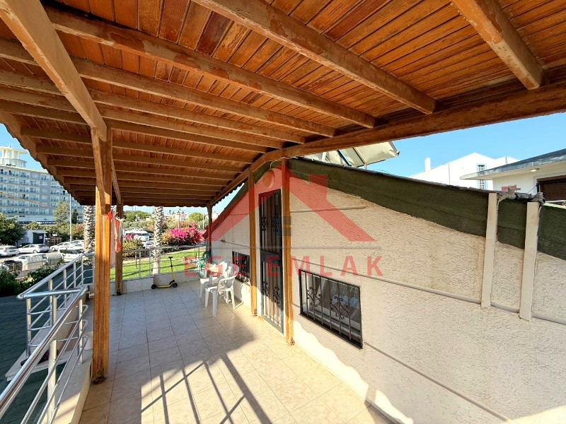 Didim Sağtur’da Deniz Yürüyüş Mesafesinde 4+1 Müstakil Villa