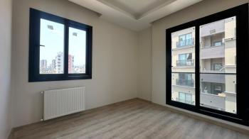 Elmas’tan Batıkent’te Merkezi Konumlu Doğalgazlı Sıfır 1+1