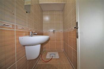 Elmas’tan Forum Civarı Geniş Metraj Asansörlü 3+1