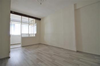 Elmas’tan Forum Civarı Geniş Metraj Asansörlü 3+1