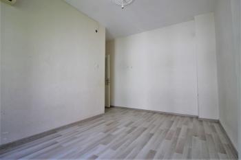 Elmas’tan Forum Civarı Geniş Metraj Asansörlü 3+1