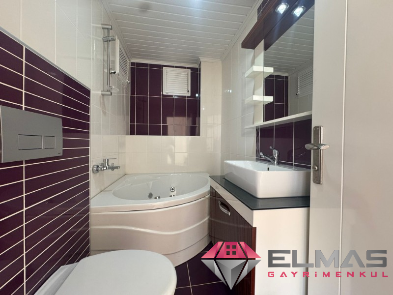 Elmas’tan Akdeniz Mah. Tek Blok Site İçi Jeneratörlü 3+1
