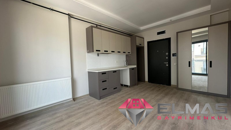 Elmas’tan Batıkent’te Merkezi Konumlu Doğalgazlı Sıfır 1+1