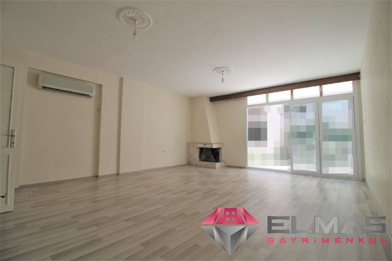 Elmas’tan Forum Civarı Geniş Metraj Asansörlü 3+1
