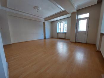 WEN BERKAN GÜLER'DEN G.O.P MEYDANA YAKIN 3+1 120m2 1.KAT KİRALIK