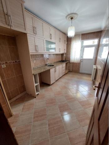 WEN BERKAN GÜLER'DEN G.O.P MEYDANA YAKIN 3+1 120m2 1.KAT KİRALIK