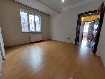 WEN BERKAN GÜLER'DEN G.O.P MEYDANA YAKIN 3+1 120m2 1.KAT KİRALIK