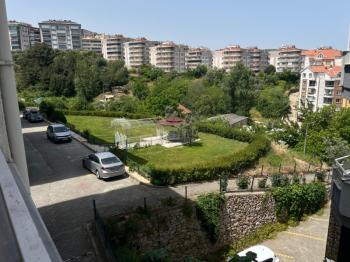 EMLAK HABERCİSİ 'NDEN MUDANYA GÜZELYALI EĞİTİM MAHALLESİ'NDE OTOPARKLI SİTEDE SATILIK 140 M2 NET GENİŞ FERAH 3+1 DAİRE