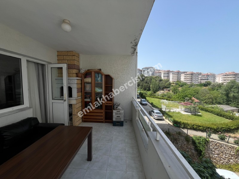 EMLAK HABERCİSİ 'NDEN MUDANYA GÜZELYALI EĞİTİM MAHALLESİ'NDE OTOPARKLI SİTEDE SATILIK 140 M2 NET GENİŞ FERAH 3+1 DAİRE