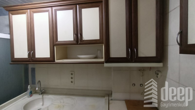 DEEP'TEN ANKARA'DA CADDE ÜZERİNDE YATIRIMLIK DÜKKAN