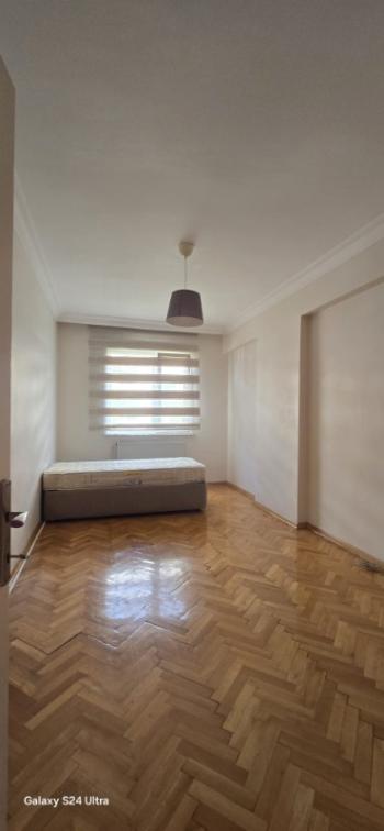 KİRALIK 3+1 AİLE DAİRESİ | MALTEPE İDEALTEPE’DE | PARKA, DENİZE ve MİNİBÜS YOLUNA YAKIN | SİTE İÇİNDE Сдаётся 3+1 семейная квартира в Малтепе, районе Идеальтепе | Рядом с морем, парком и трассой маршруток | В жилом комплексе