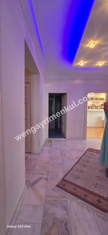 KİRALIK 3+1 AİLE DAİRESİ | MALTEPE İDEALTEPE’DE | PARKA, DENİZE ve MİNİBÜS YOLUNA YAKIN | SİTE İÇİNDE Сдаётся 3+1 семейная квартира в Малтепе, районе Идеальтепе | Рядом с морем, парком и трассой маршруток | В жилом комплексе