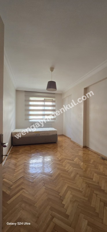 KİRALIK 3+1 AİLE DAİRESİ | MALTEPE İDEALTEPE’DE | PARKA, DENİZE ve MİNİBÜS YOLUNA YAKIN | SİTE İÇİNDE Сдаётся 3+1 семейная квартира в Малтепе, районе Идеальтепе | Рядом с морем, парком и трассой маршруток | В жилом комплексе