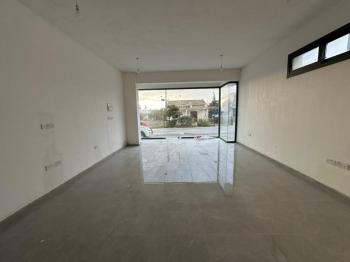 LEFKOŞA DEMİRHAN  ANA CADDE ÜZERİ AYLIK ÖDEMELİ KİRALIK  İŞ YERİ 