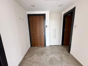 Tek Yetkili Kıbrıs Girne Merkez de Türk Tapulu Havuzlu Perla  Residence da  Satılık 2+1 Residence