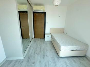 Tek Yetkili Kıbrıs Girne Merkez de Türk Tapulu Havuzlu Perla  Residence da  Satılık 2+1 Residence