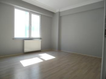 ÇORLUDA RESMİ KURUM VE FABRİKA SERVİS GÜZERGAHINDA 3+1 KİRALIK DAİRE 