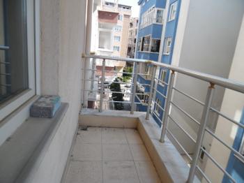 ÇORLUDA RESMİ KURUM VE FABRİKA SERVİS GÜZERGAHINDA 3+1 KİRALIK DAİRE 