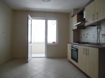 ÇORLU VERGİ DAİRESİ YAKININDA 4+1 KİRALIK DAİRE 