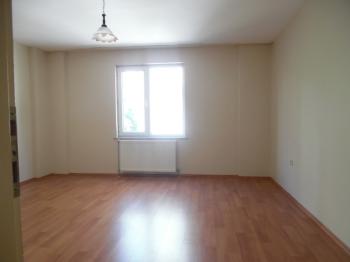 ÇORLU VERGİ DAİRESİ YAKININDA 4+1 KİRALIK DAİRE 