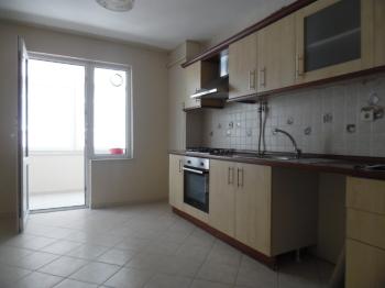 ÇORLU VERGİ DAİRESİ YAKININDA 4+1 KİRALIK DAİRE 