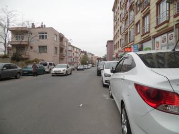 ÇORLUDA FABRİKA SERVİS DURAKLARINA YAKIN 2+1 İSKANLI DAİRE 