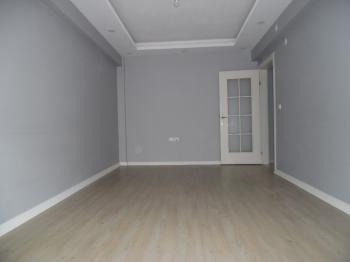 ÇORLUDA FABRİKA SERVİS DURAKLARINA YAKIN 2+1 İSKANLI DAİRE 