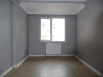 ÇORLUDA FABRİKA SERVİS DURAKLARINA YAKIN 2+1 İSKANLI DAİRE 
