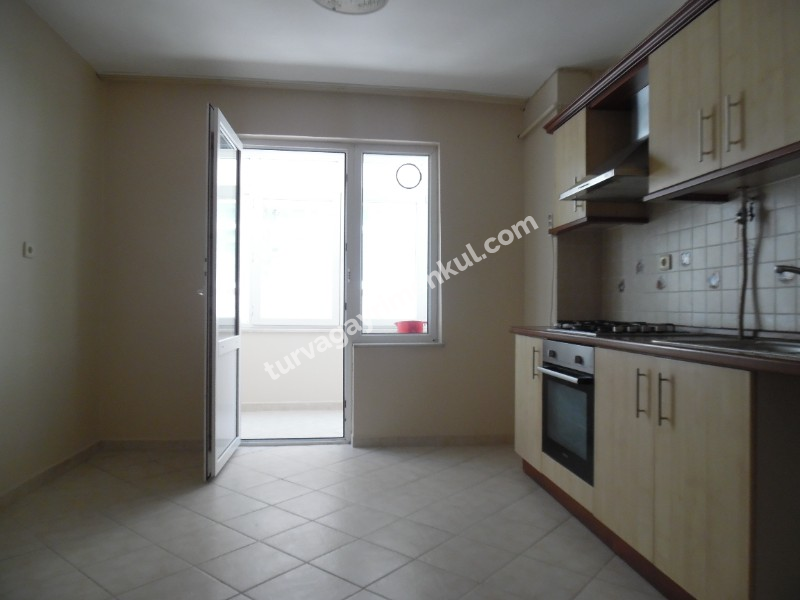 ÇORLU VERGİ DAİRESİ YAKININDA 4+1 KİRALIK DAİRE 