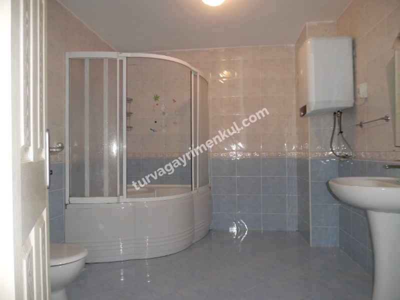 ÇORLU VERGİ DAİRESİ YAKININDA 4+1 KİRALIK DAİRE 