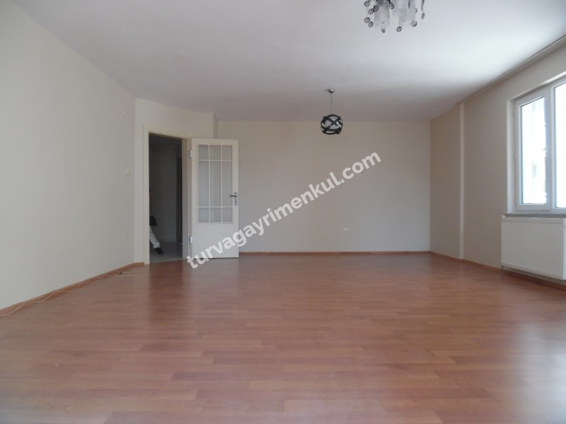 ÇORLU VERGİ DAİRESİ YAKININDA 4+1 KİRALIK DAİRE 
