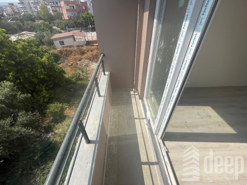 DEEP'TEN ERDEMLİ KOYUNCUDA KİRALIK DAİRE