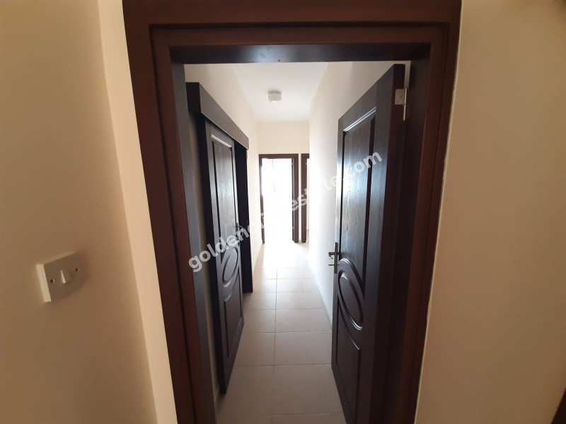 ÇANAKKALE MAĞUSA/ SATILIK 3+1 DAİRE – OTOPARK ÜSTÜ 1. KAT