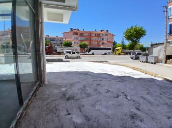 GÜVENAY - ÇORUM Cemilbey Caddesi Üzeri'nde Köşe Başı Kiralık Dükkan!