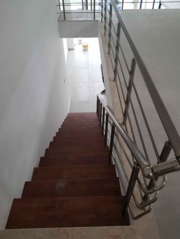KKTC Girne Merkez Ana Cadde Üzeri Kiralık Dükkan